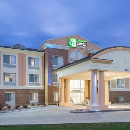 Holiday Inn Express Hotel & Suites Ames By Ihg Eksteriør bilde