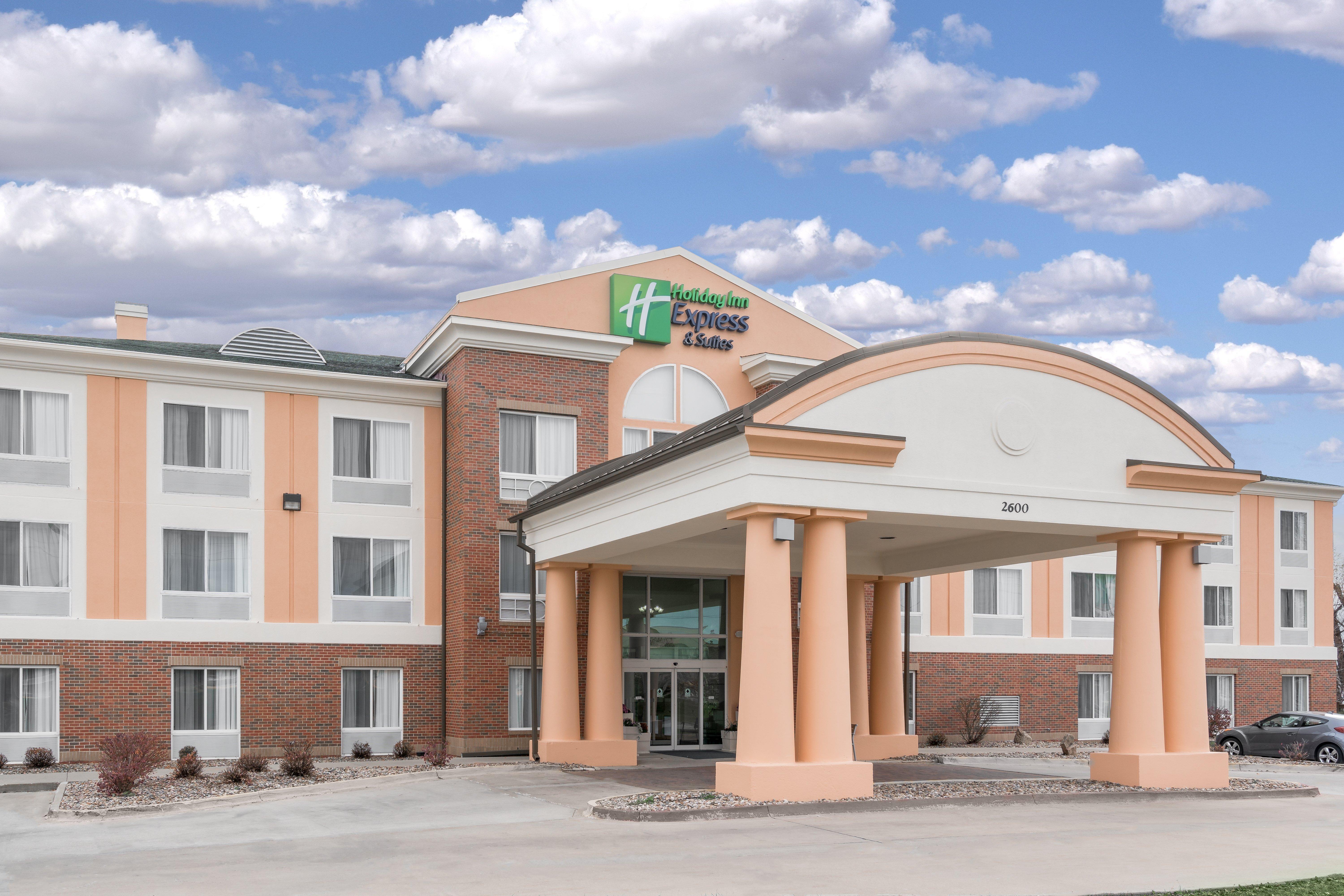 Holiday Inn Express Hotel & Suites Ames By Ihg Eksteriør bilde